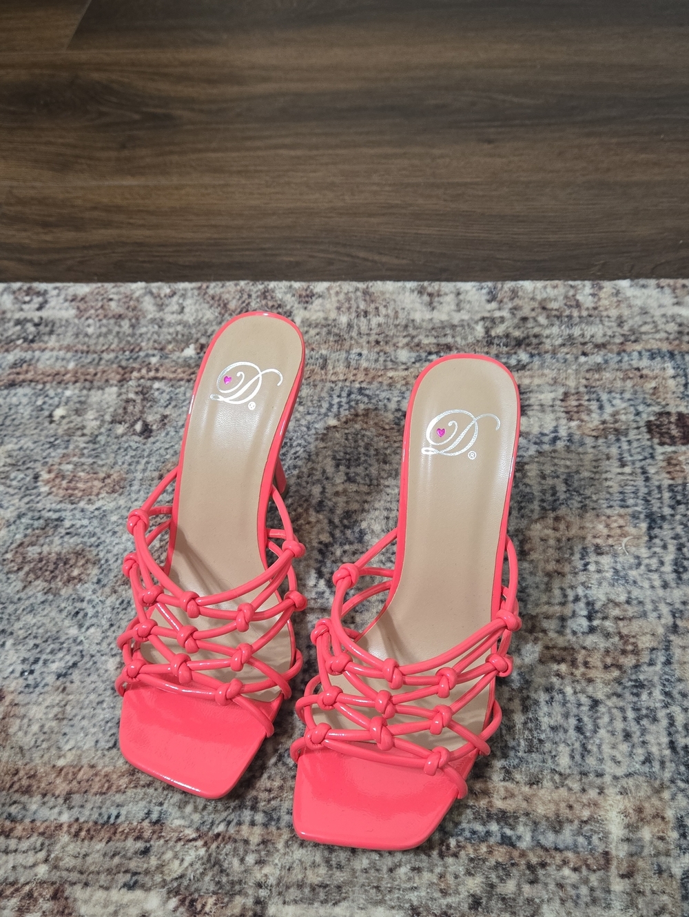 Delicious Coral Knot-Strap Square-Toe Heels Size 7